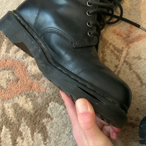 Doc Martens 1460 W WP Size 8 in Women’s - Picture 10 of 11